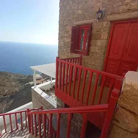 بيت ضيافة Anemos Karpathos 3*