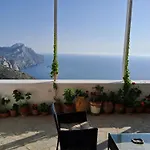 بيت ضيافة Anemos Karpathos 3*