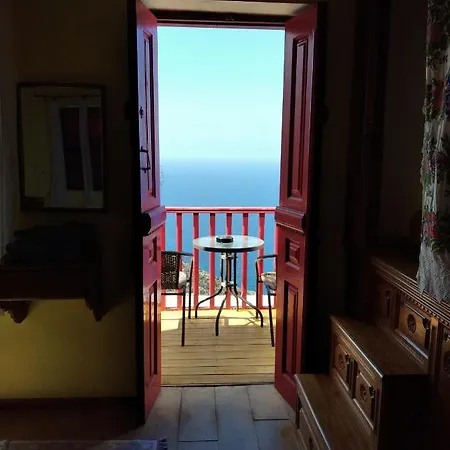 Anemos Karpathos Gasthuis Olympos (Karpathos)