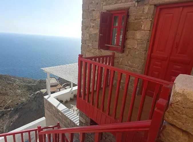 بيت ضيافة Anemos Karpathos 3*